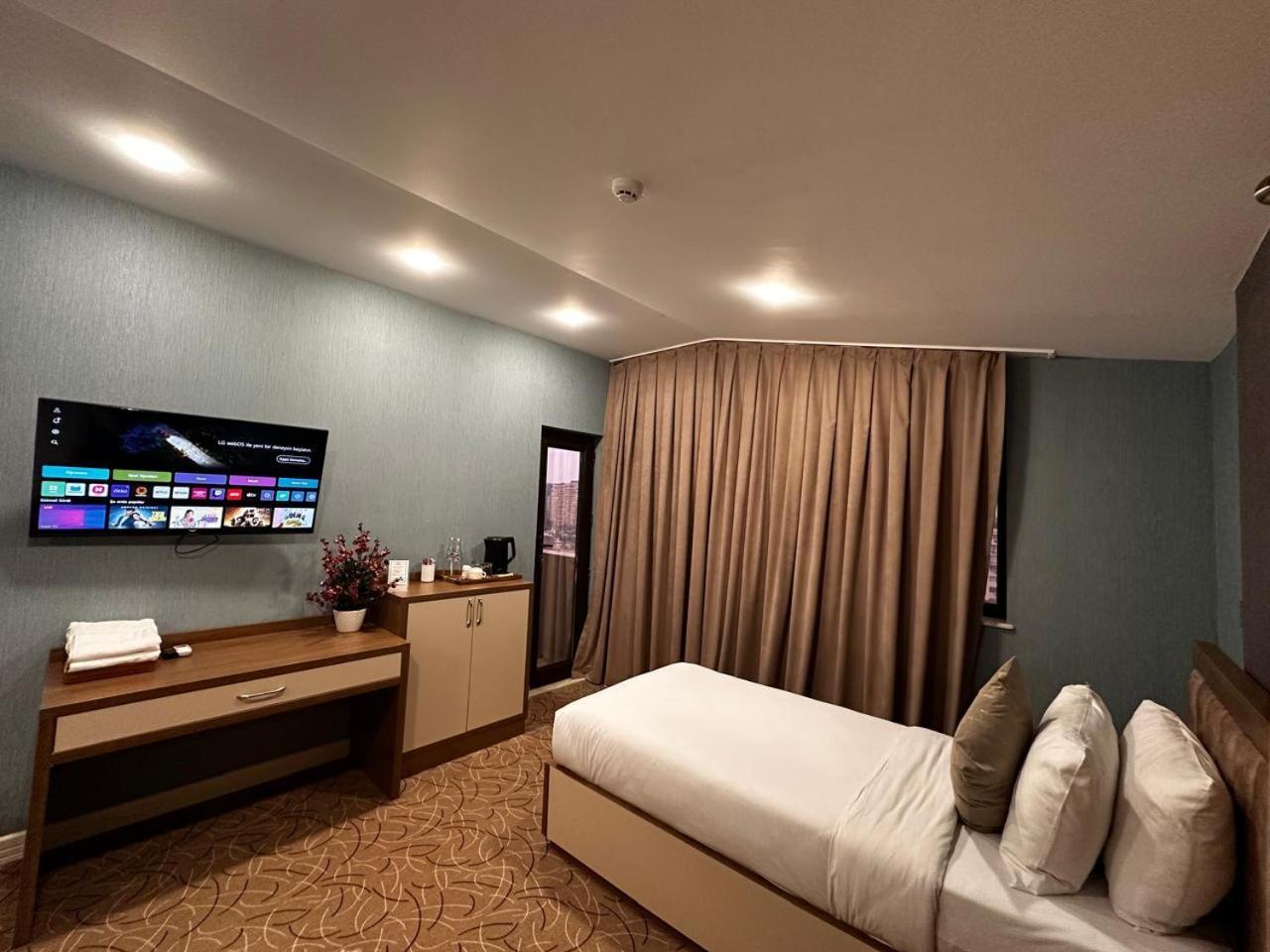 Royal Meridien Hotel 巴库 外观 照片